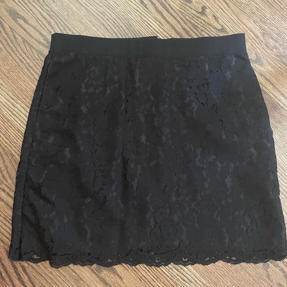 🖤Black Lace Mini - Picture 3 of 8